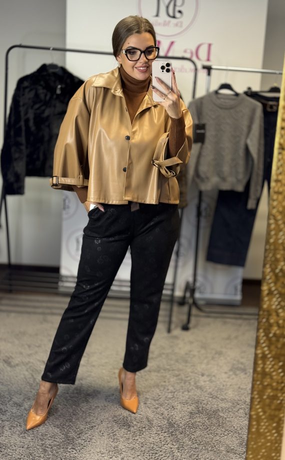 Bő fazonú,rövid műbőr dzseki-camel