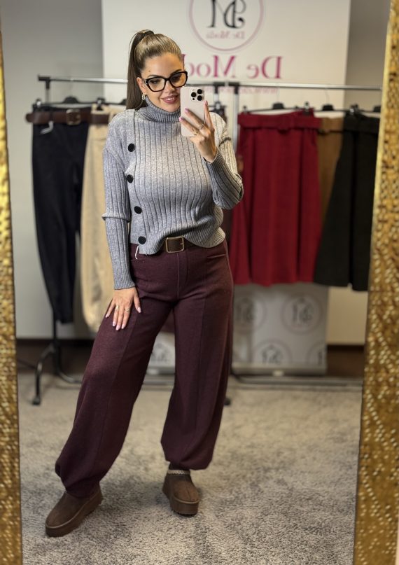 Puha anyagú,derekánál gumis,bokánál szűkített,laza fazonú nadrág,ajándék övvel-burgundi