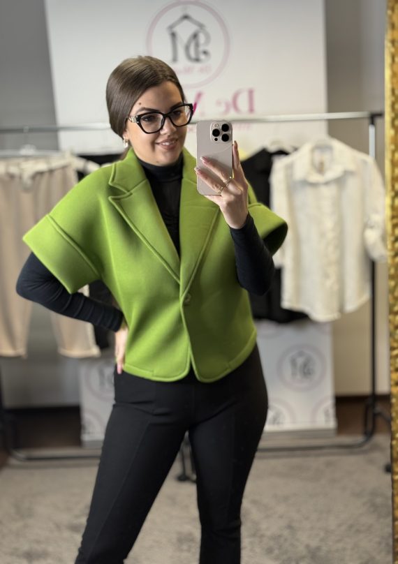 Galléros,elől gombos kiskabát-pisztáciazöld