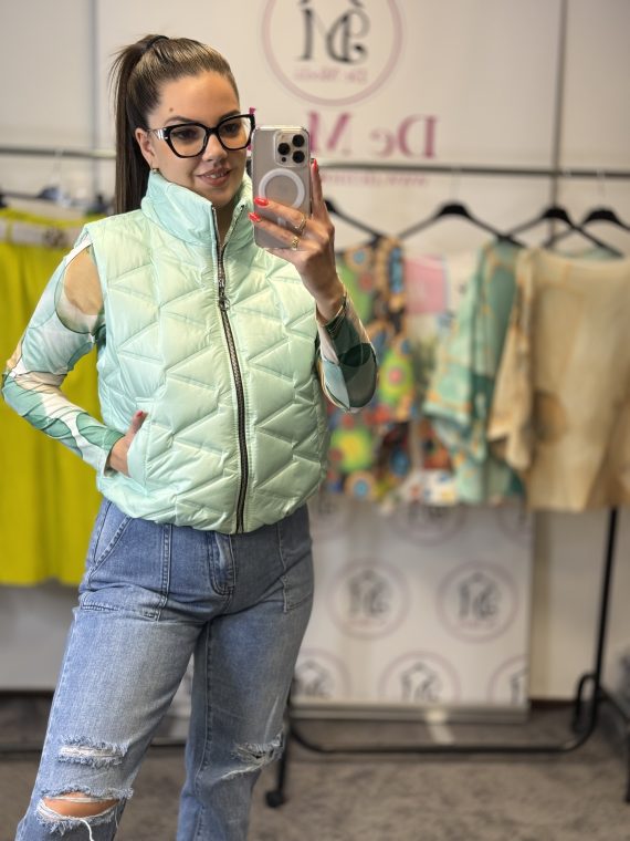 Rövid fazonú,steppelt mellény-menta