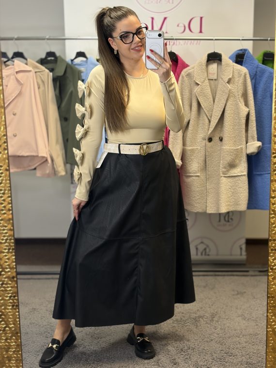 Hosszú,műbőr szoknya ajándék övvel-fekete