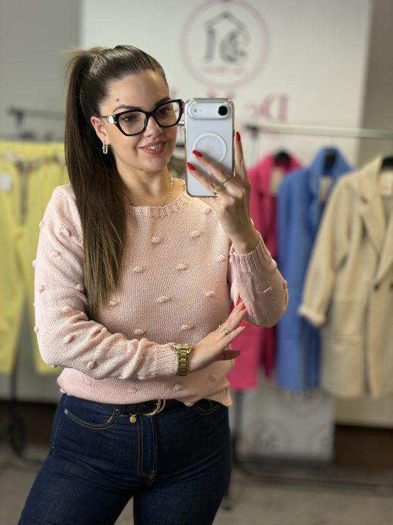 Vékony,kötött,elasztikus felső,anyagával,színével megegyező mintával-púder