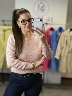 Vékony,kötött,elasztikus felső,anyagával,színével megegyező mintával-púder