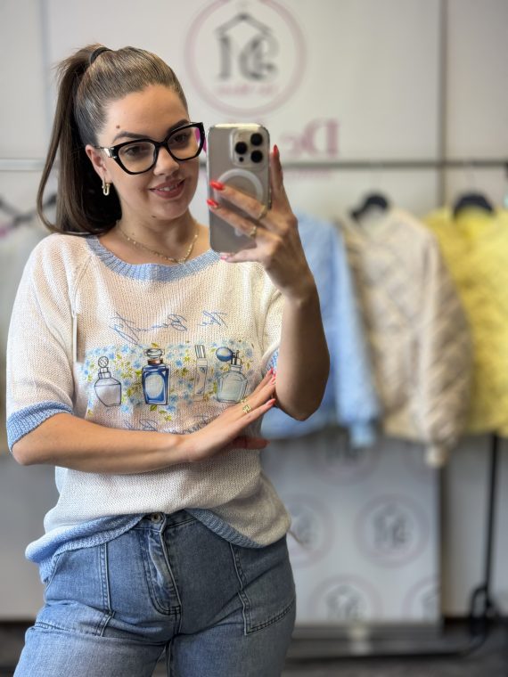 Vékony,kötött póló-parfüm mintázat