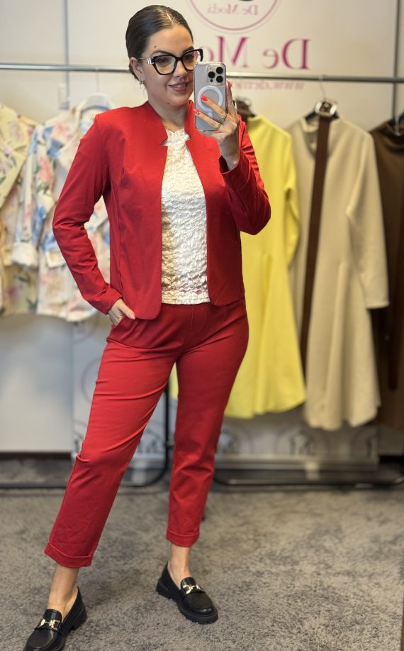 Kétrészes szett,nadrág+blézer-piros