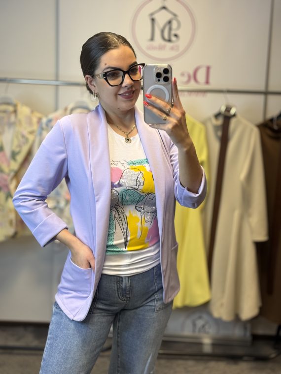 Vékony,elasztikus,zsebes blézer