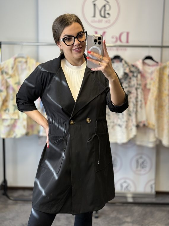 Derekánál megköthető,karjánál gombos ballonkabát-fekete