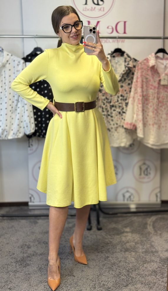 Pihe-puha anyagú,félgarbós hosszú ruha, ajándék övvel-sárga