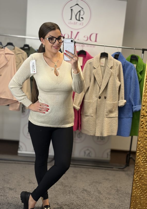 Vékony,kötött tunika,mellénél gyöngy dísszel-bézs