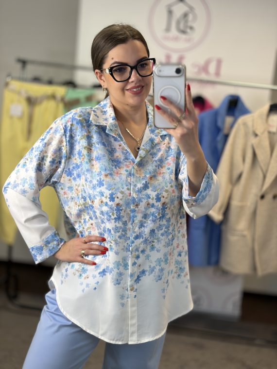 Vékony,lenge, virágos ing-babakék