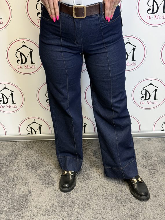 Elasztikus,bőszárú farmernadrág,ajándék övvel