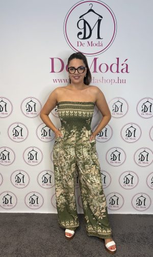 Virágos mintázatú,mell résznél gumis,vékony,lenge overál-keki